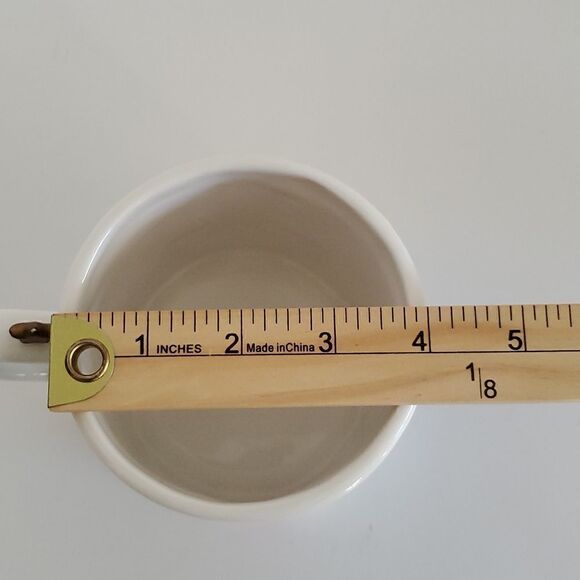 Vintage 2001 Coca Cola Mug  Polar Bear Christmas Holiday Scene - Picture 11 of 11